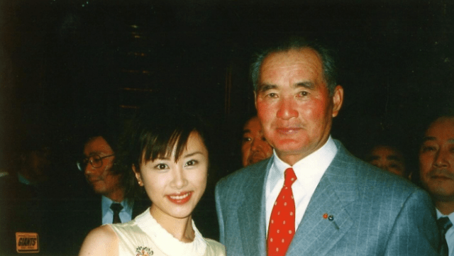 「心よりご冥福をお祈りします」巨人ファン 山口もえ、逝去した長嶋茂雄に追悼コメント