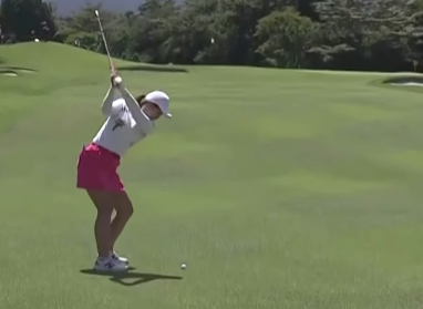 「涙の完全優勝」櫻井心那、CATレディースで通算5勝目！勝負を決めた最終ホールのバンカーショット