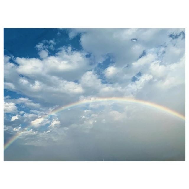 さだまさし、雲間にかかる今日の虹。優しい空の贈り物に癒されるひととき