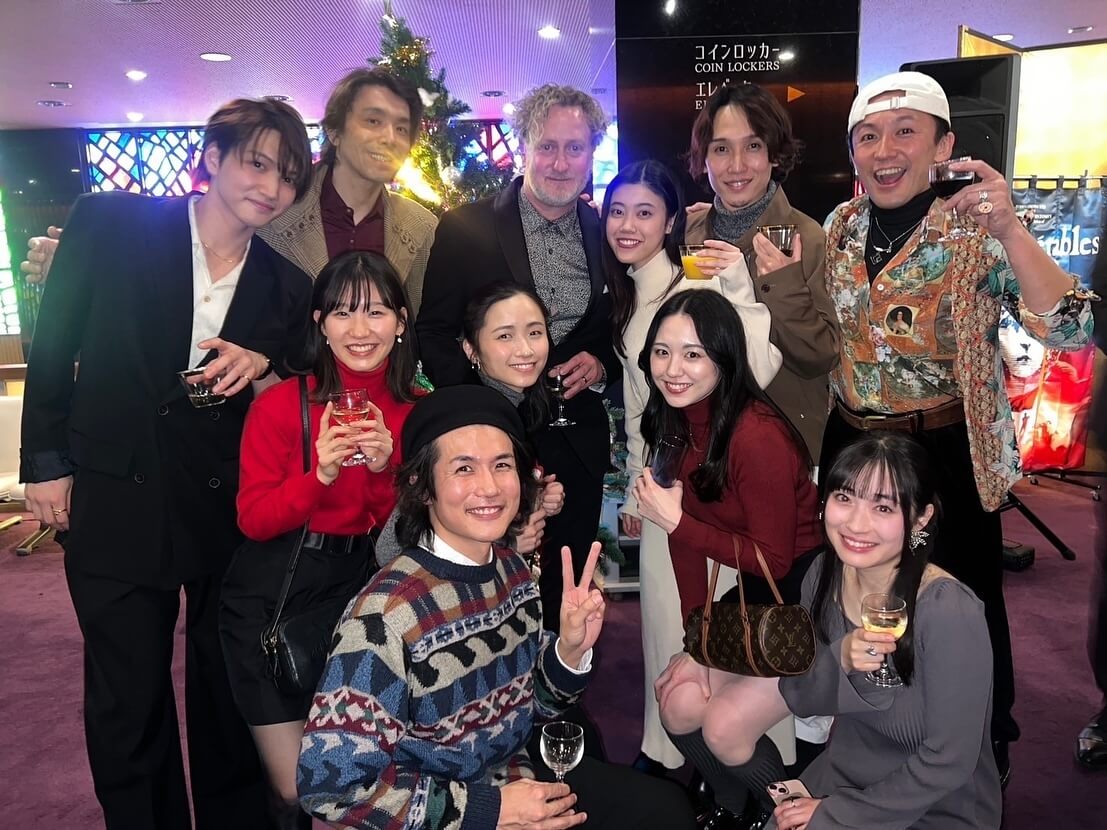 俳優・三浦宏規、ミュージカル『Les Misérables』の初日パーティーの写真を投稿！