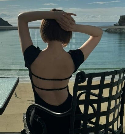 玉城ティナが大胆ドレスで美背中披露「超絶キレイ」