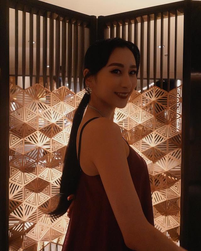 浅田舞が美しすぎるドレス姿を公開👗✨