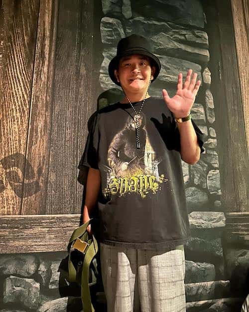 USJに訪れた千鳥・ノブにツッコミの声🗣「スネイプの顔に紐が被っとるんや」