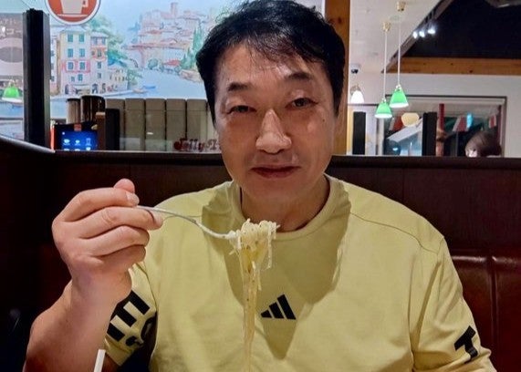 元プロレスラー・小橋建太、下條村での「四十からの挑戦」トークイベント前夜に食事姿を公開