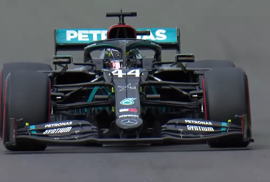 “異次元の速さ”再燃！ルイス・ハミルトン×W11がスパを支配した瞬間にファン驚愕！