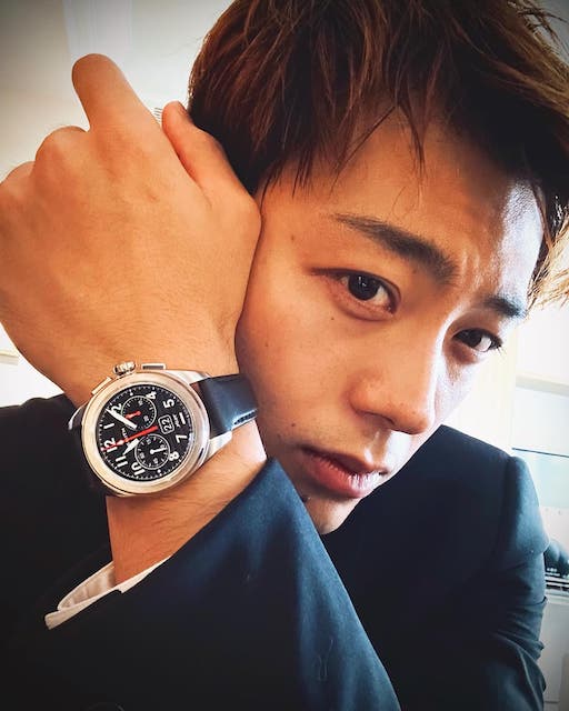 「ちゅき❤️」竹内涼真がカッコ良すぎる自撮りショットを投稿😇