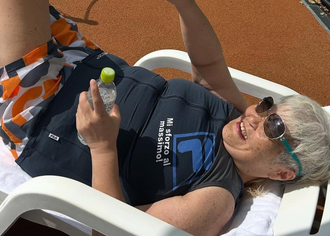 「ダンプの夏やすみ」ダンプ松本がプールサイドショットを公開 夏のひとときを満喫