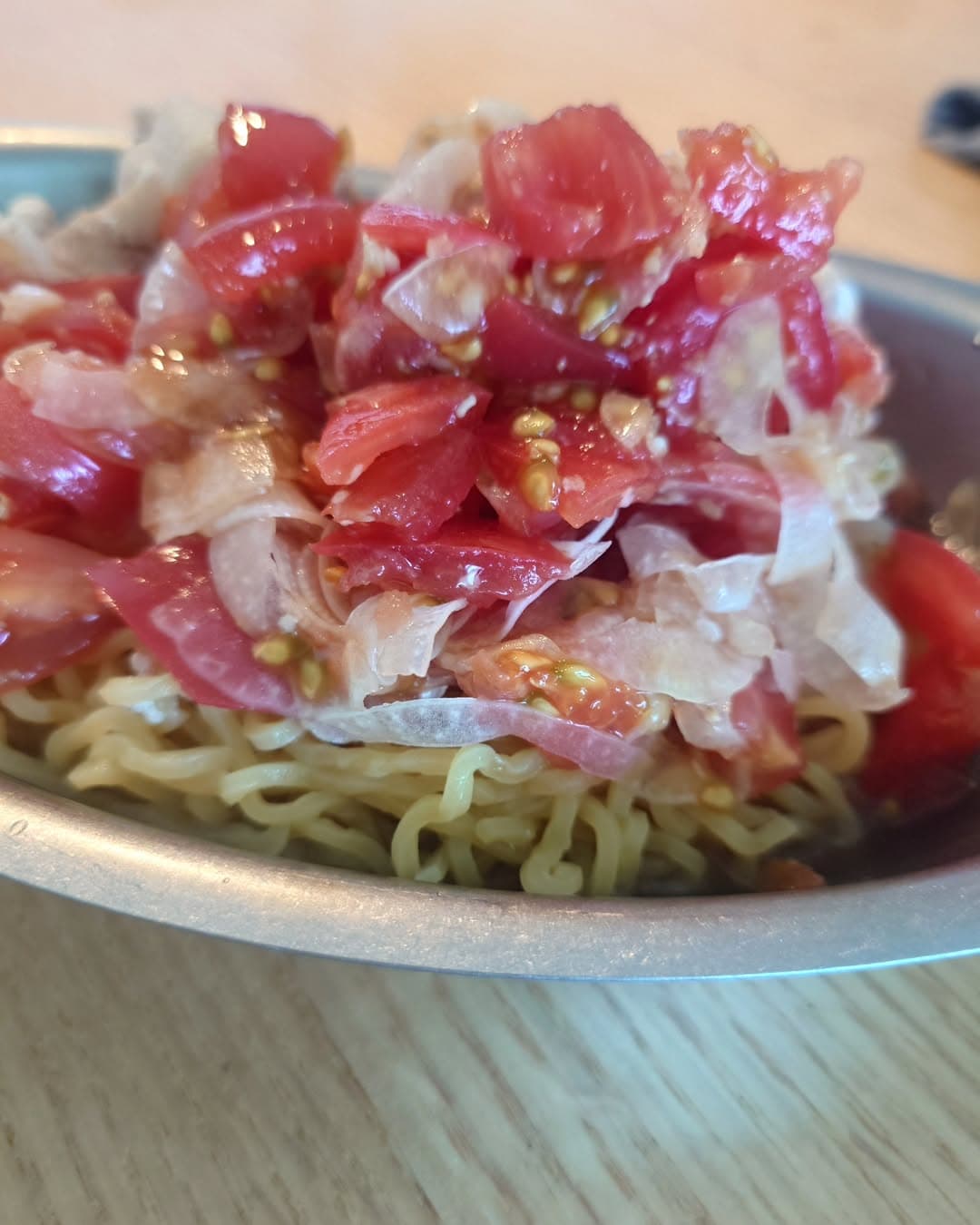 鈴木おさむ、二日連続で冷やし中華を自作！”かなりうまい”と感じた食材とは？！