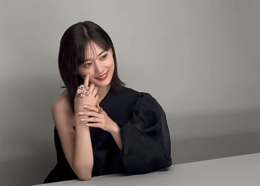 山下美月、映画・六人の嘘つきな大学生公開で大はしゃぎ！美神・女優モードのムービー公開にファンうっとり