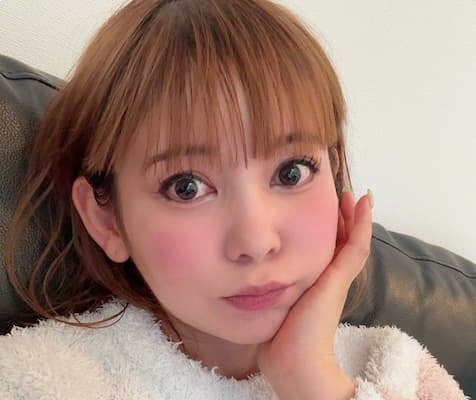 「最近はマスカラ上だけにしてます」中川翔子がメイクを紹介