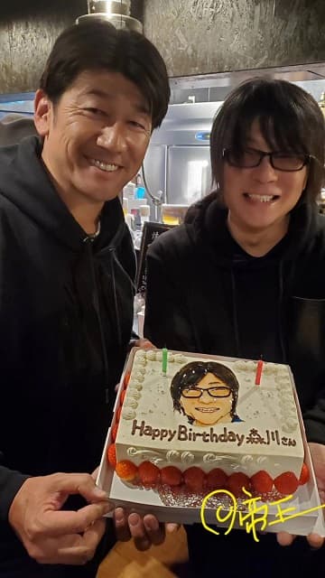 「粋な演出ですね〜」ベイ党声優・森川智之に三浦監督がサプライズ！