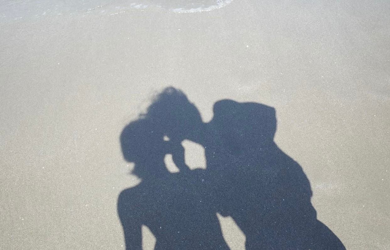 内山理名&吉田栄作 夏の思い出のラブラブ2S「結婚3周年の記録」を公開！！！