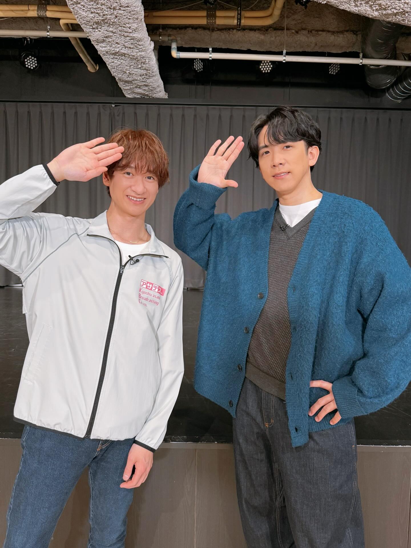 「また来てほしい」伊東健人、『アサデス。』出演後の人気アイドルとの一枚が話題