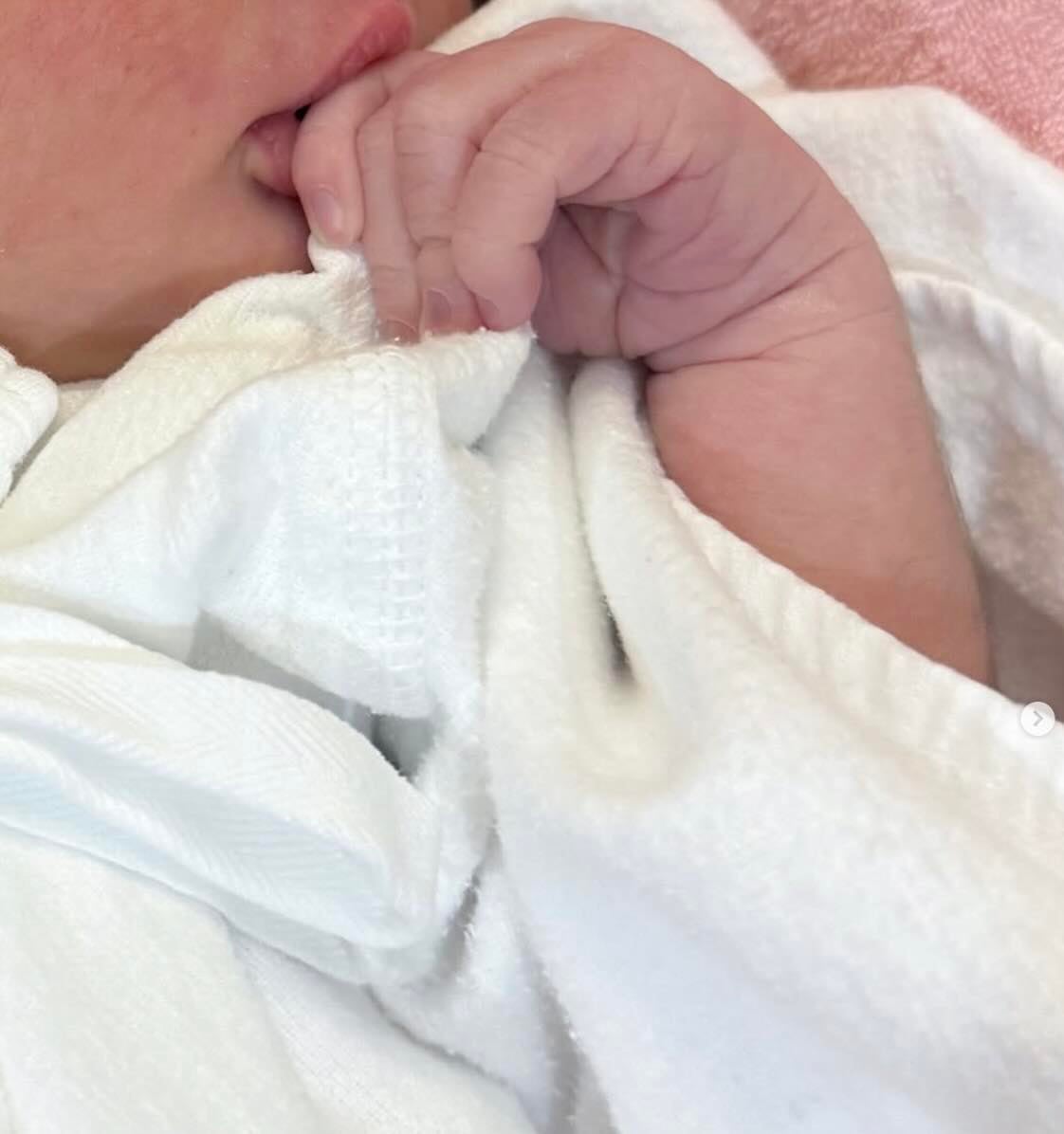 元NMB48・吉田朱里、第一子出産を発表