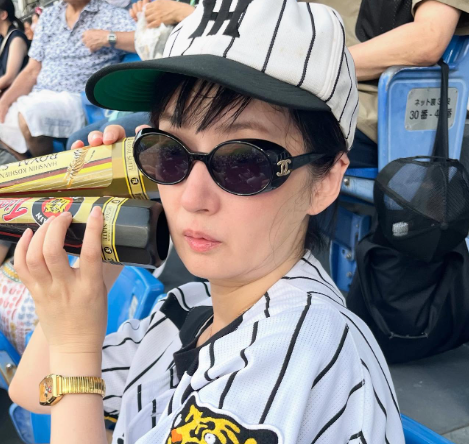 まさかの展開にほっこり！千秋、長岡も海外も逃して辿り着いた“神宮の花火”に感動