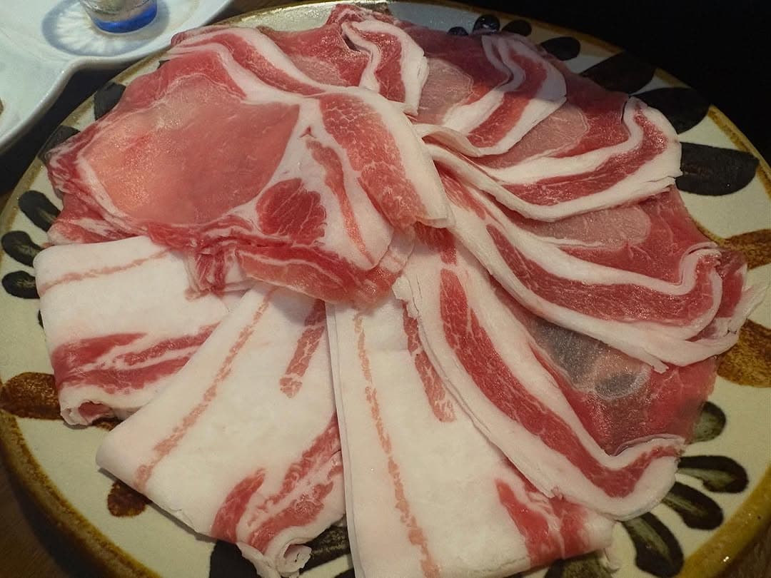 「歌えばBEGIN、喋れば兵頭さん」芸人〇〇のロケ後の打ち上げが沖縄フルコースすぎて話題