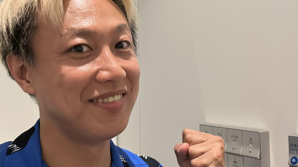 お見送り芸人しんいち、バッテリィズエースの結婚をトイレの中で祝福！？