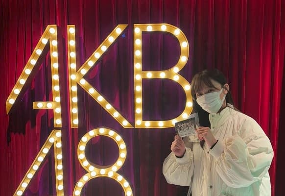 「みんな可愛くてかっこよくて…」SKE48 鎌田菜月が初のAKB劇場へ！パフォーマンスを堪能