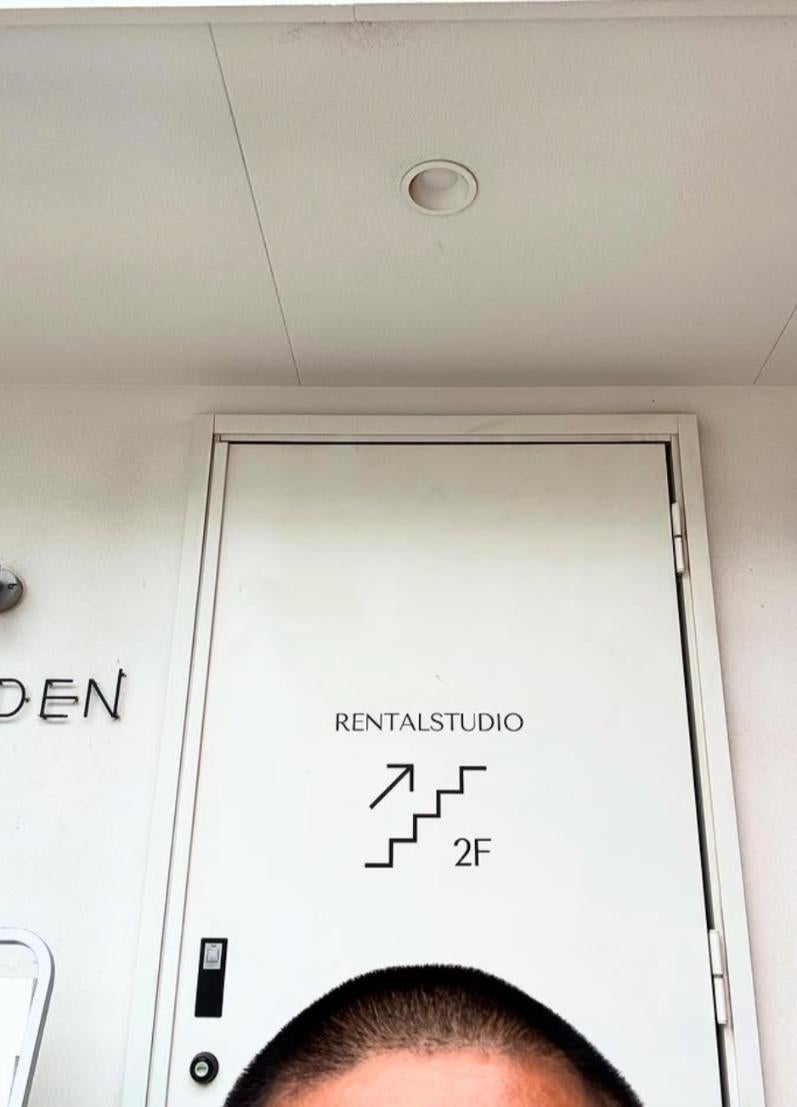 元サッカー日本代表・坪井慶介、茅ヶ崎の開放的レンタルスタジオで充実のワーキングデー