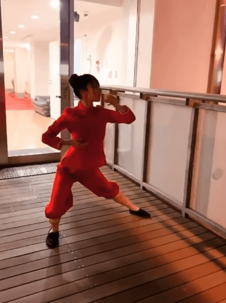 「どれが好き？」清水あいり、「枚方のカンフー小娘」がキュート＆面白すぎと大反響！