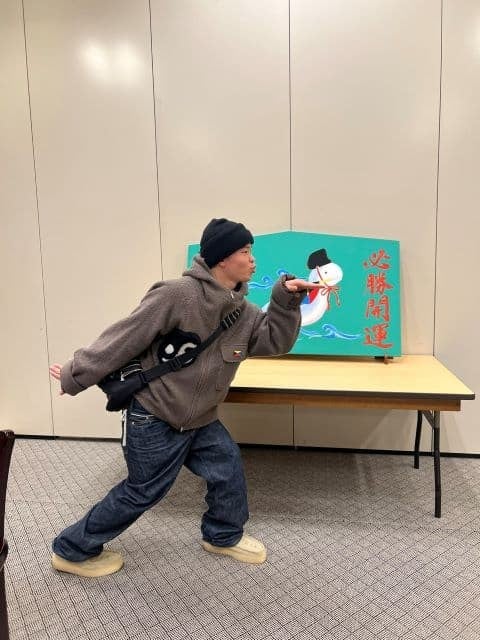 那須川天心「1年ぶりに初詣」投稿！絵馬前でのヘビポーズで必勝祈願にファンほっこり