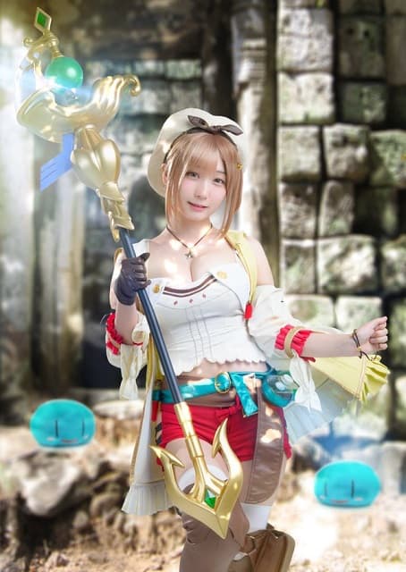 「めっちゃ似合いまくりですね！」伊織もえが投稿した”ライザ”姿のショットに絶賛のコメントが殺到！