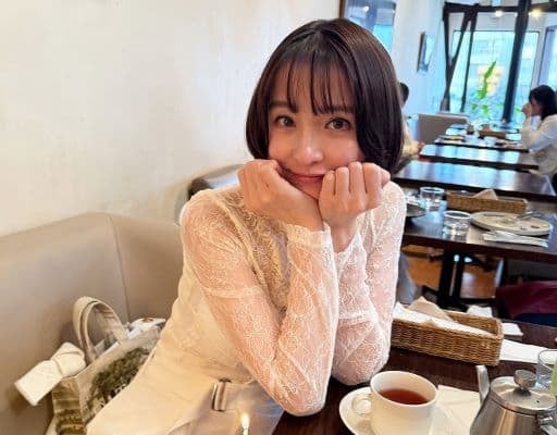 「みんな可愛い」篠田麻里子、地元・糸島の友達との楽しい時間！誕生日を祝ってもらう！