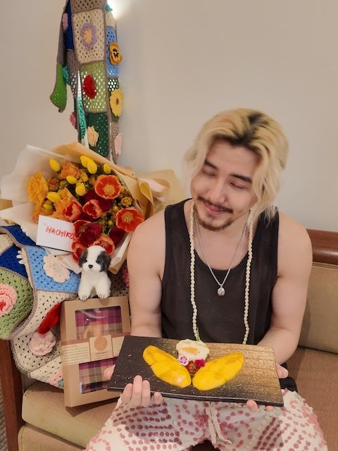 藤井風、3rdアルバムに全力宣言　誕生日パーティーの様子もアップ