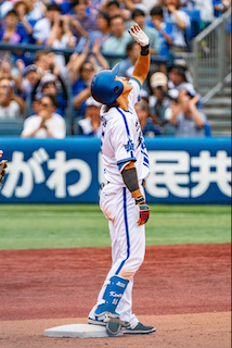 DeNA・ドラ6ルーキー、プロ初適時打は祖父に捧げる一打に