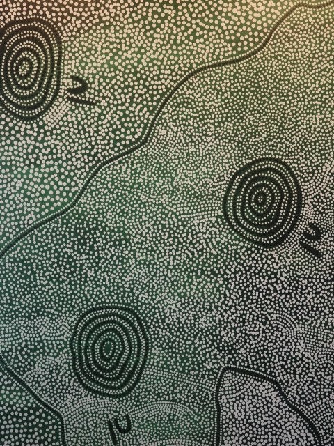 高橋メアリージュン、ウルルで出会ったアートは“読む”ものだった。アナング族の知恵と対話する旅