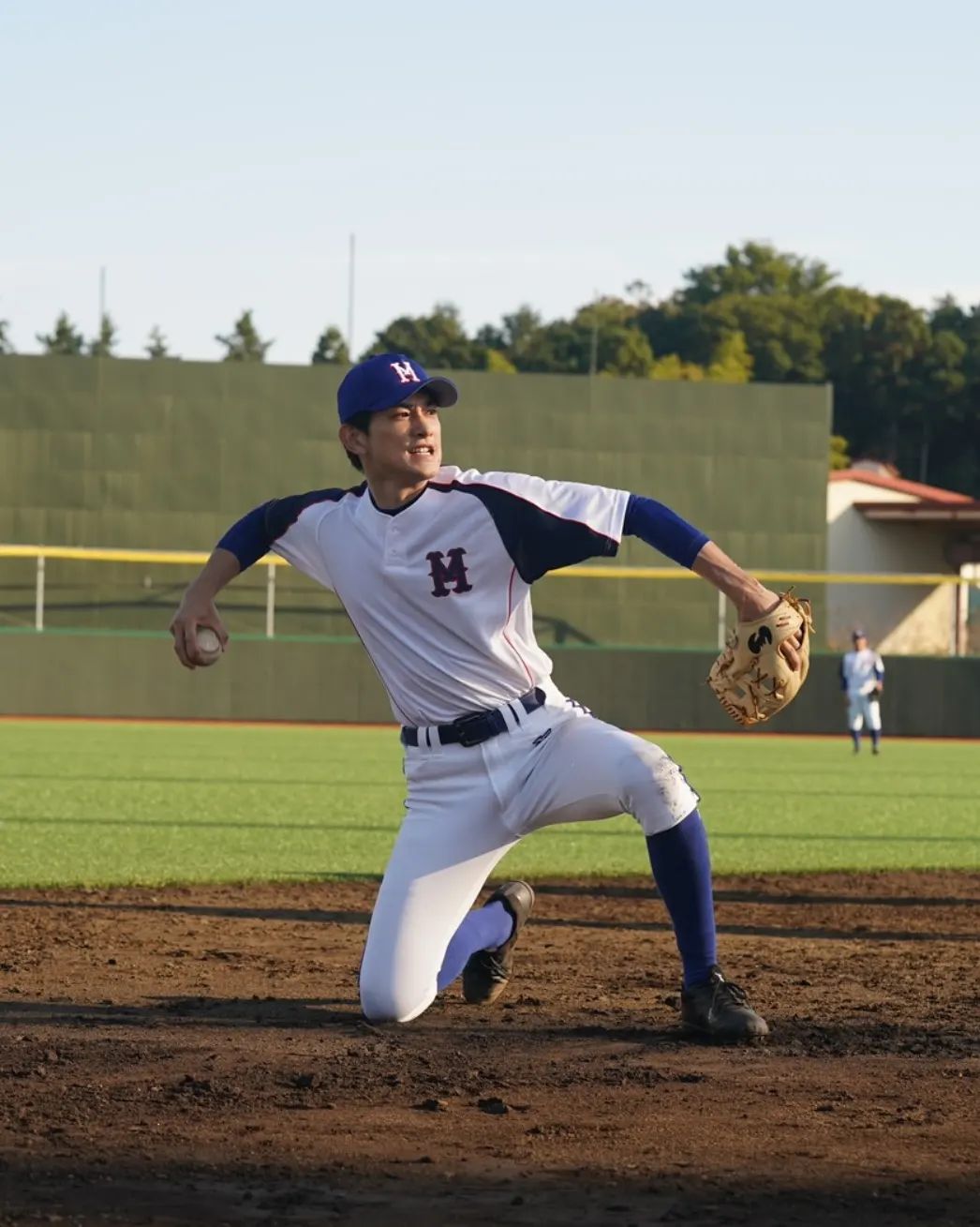町田啓太が野球選手に？！貴重なユニフォーム姿を公開📸