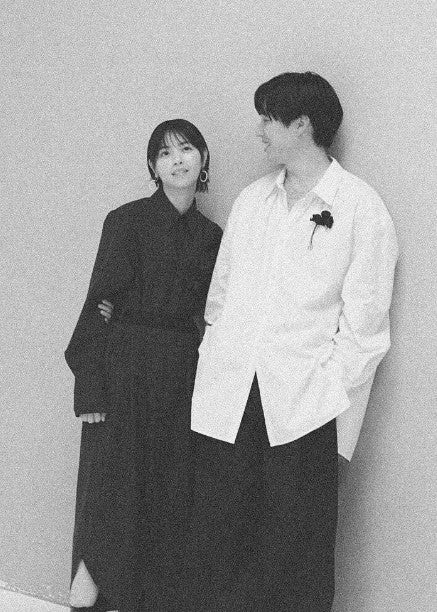 「とってもお似合い」坂東龍汰 西野七瀬とのモノクロ2ショットを公開