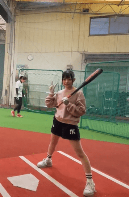 『野球と二刀流』宣言のアイドル・越まりん、