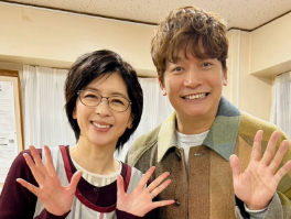 中山忍、香取慎吾とのツーショットを公開！「今夜、特別な作品が放送されます」