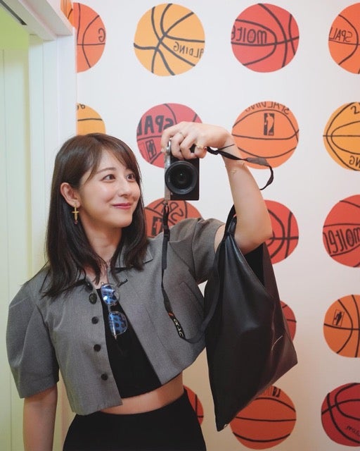 斎藤ちはるがカメラ片手にアート巡り📸「可愛い過ぎる❗」