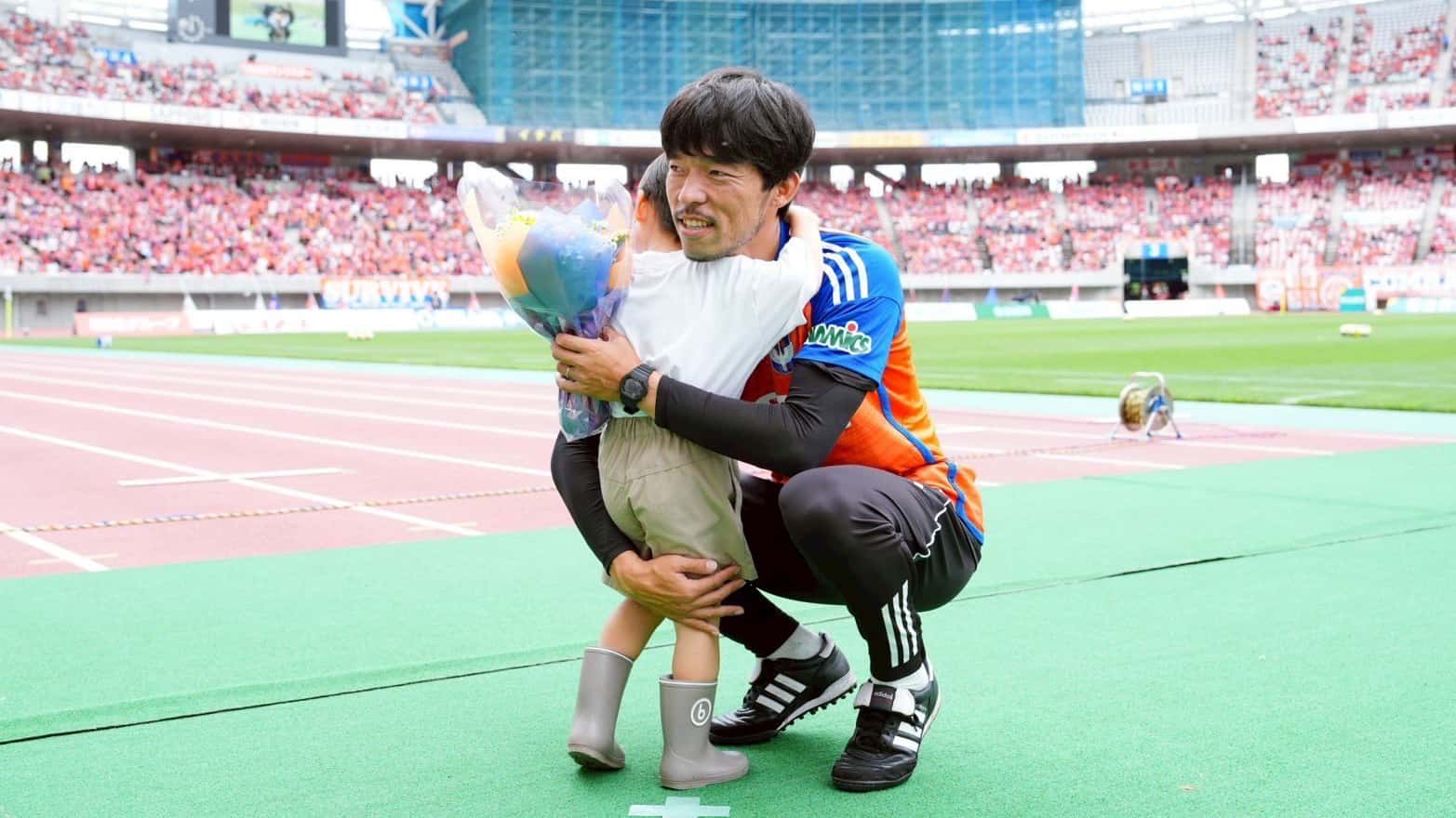 「新潟で現役を終えられたことが誇り」──鈴木孝司、感謝あふれるポストに温かい声続々