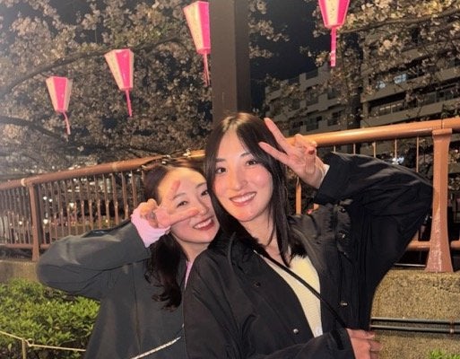 脇元華、ギリギリ間に合った桜の下で笑顔の2ショット「いつもありがとう相棒」