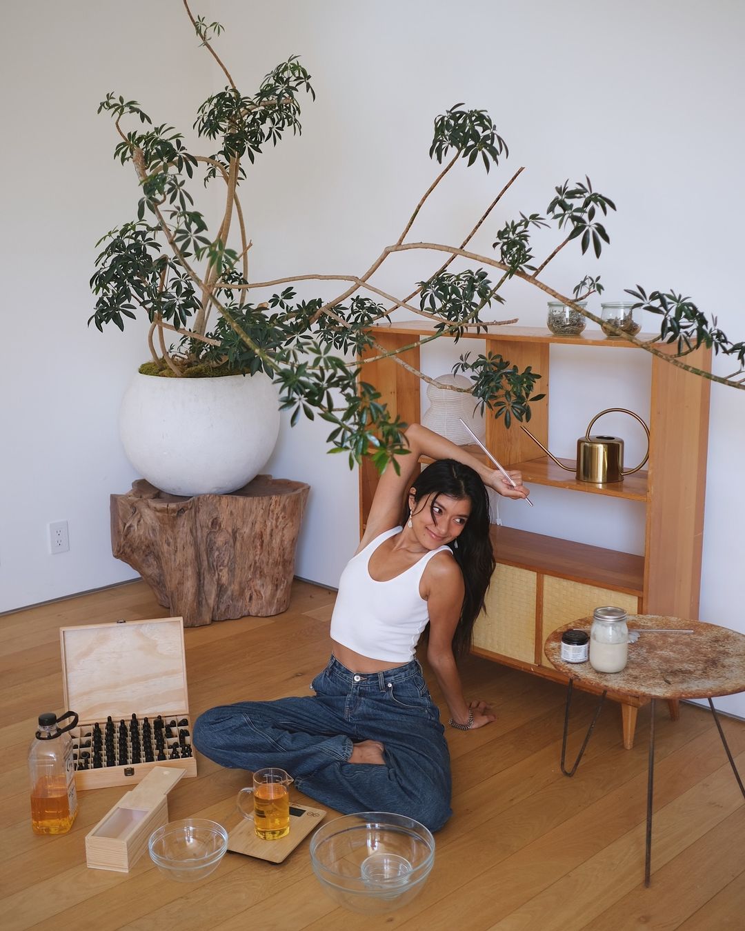 「食べ物かと思った」ローラ、お家でオーガニック石鹼作りに挑戦