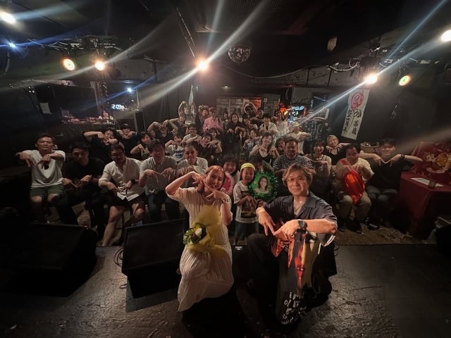 優木まおみ「原点回帰LIVE」開催、マレーシア出発前に節目のステージで笑顔と感謝
