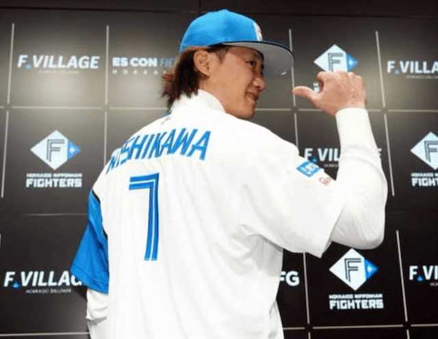 西川遥輝が5年ぶりにファイターズ復帰！背番号「7」にファン歓喜の嵐