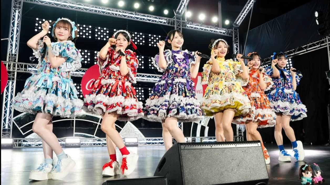 1万いいね達成！CUTIE STREET、6人でもライブは大盛り上がり！