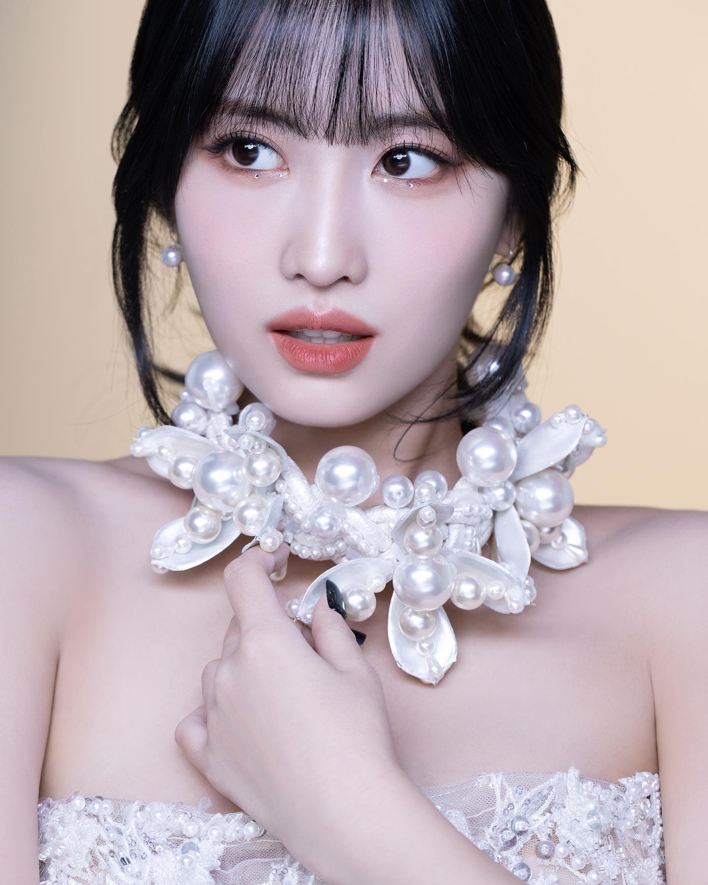 TWICE・モモの美しすぎる大胆ショットが話題🌟「女神です…」