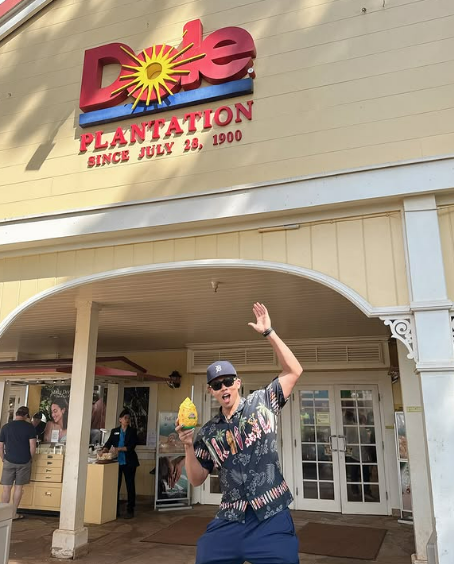 南国満喫ショット 水谷瞬、ドール・プランテーションで笑顔炸裂