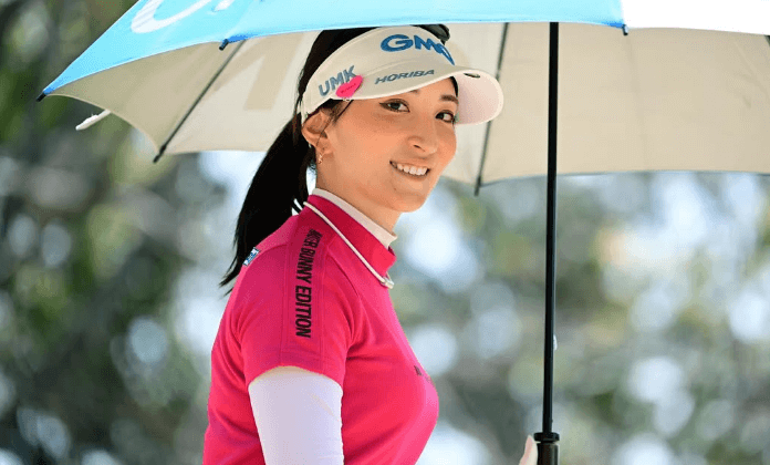「かわいすぎ」美女ゴルファー・脇元華、シーズン初TOP10の結果報告！ファンからの祝福続々「ピンクのウェアと青空よく似合ってる」