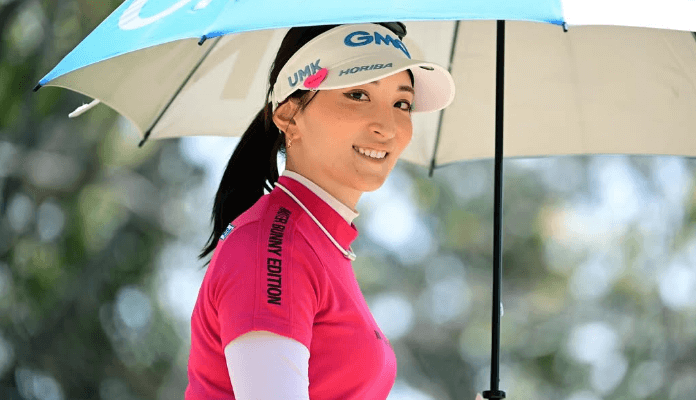 「かわいすぎ」美女ゴルファー・脇元華、シーズン初TOP10の結果報告！ファンからの祝福続々「ピンクのウェアと青空よく似合ってる」