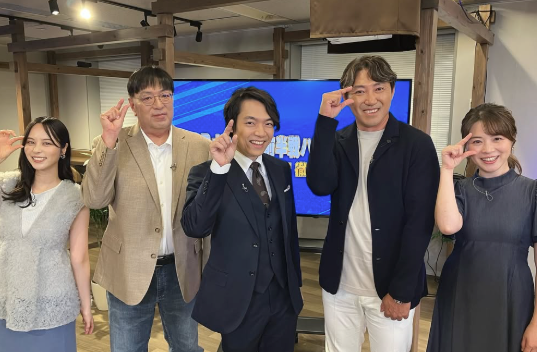 「MLB大谷翔平を徹底解剖」内川聖一、豪華共演陣と番組出演ショットを公開