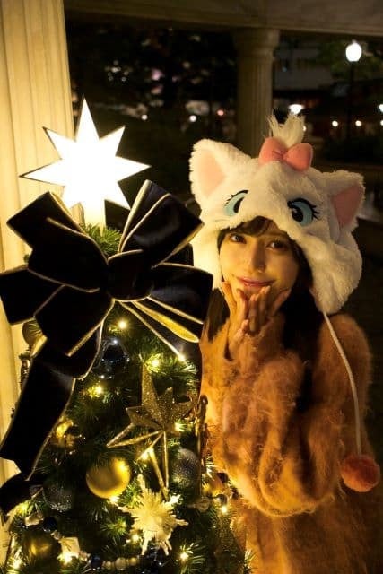 =LOVE・諸橋沙夏、冬ディズニーで魅せる！クリスマスムード全開のかわいさにファン歓喜