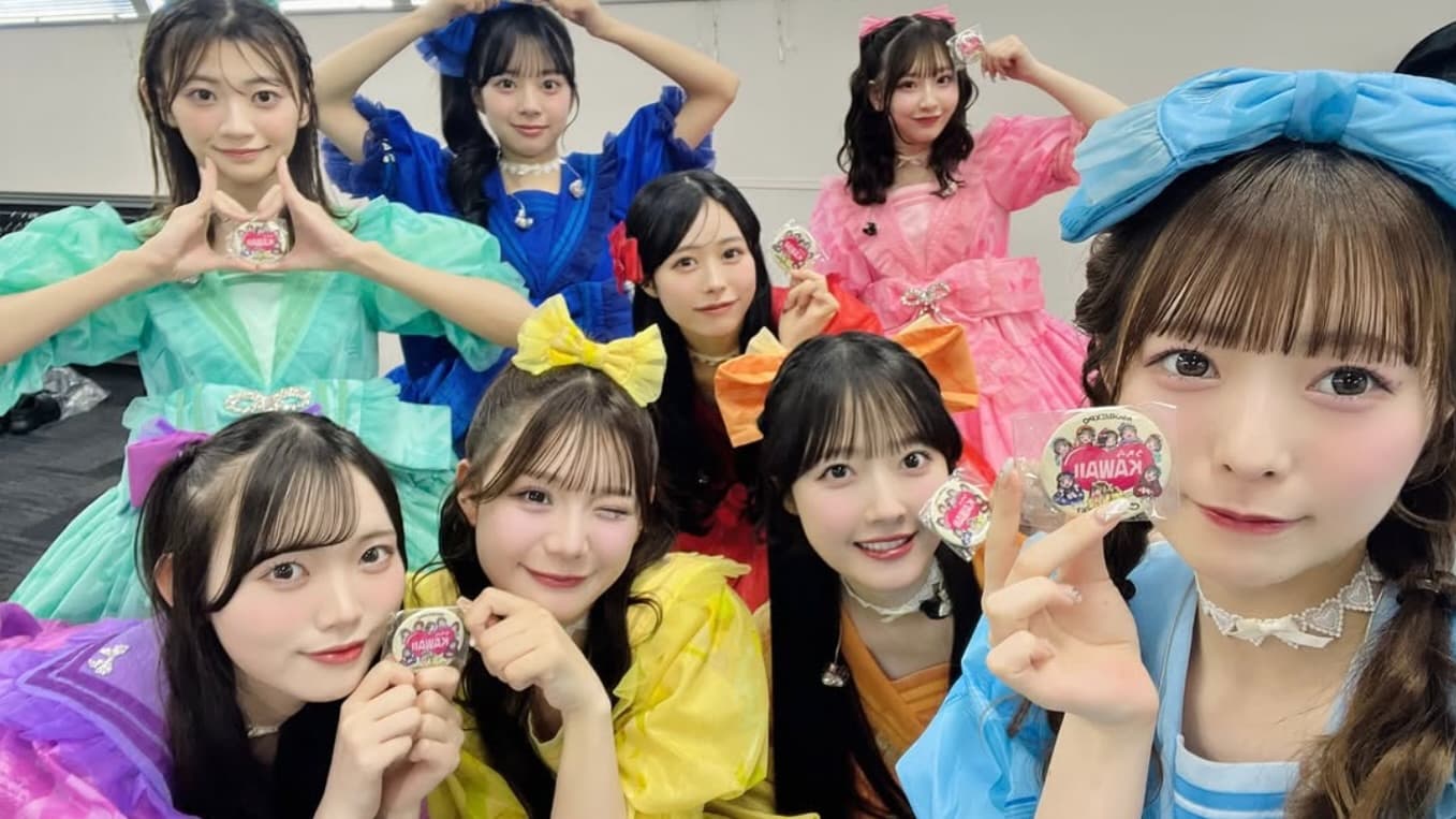 CUTIE STREET、集合ショットでグッズをアピール