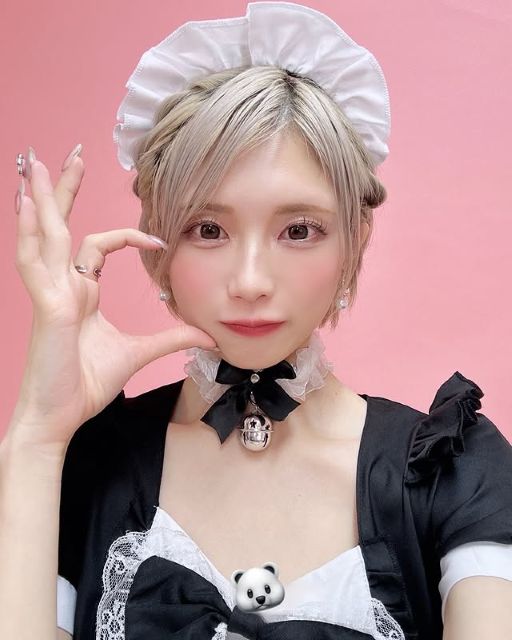 金髪ギャルアイドル・らな氏、