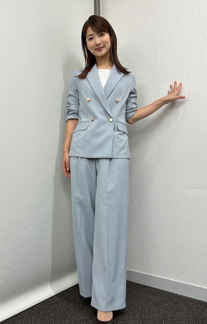 人気アナが多種多様なコーディネートを紹介「美人すぎる」の声